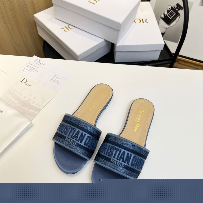 ch**an D*or slippers